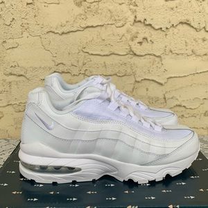 NEW all white air max 95’s